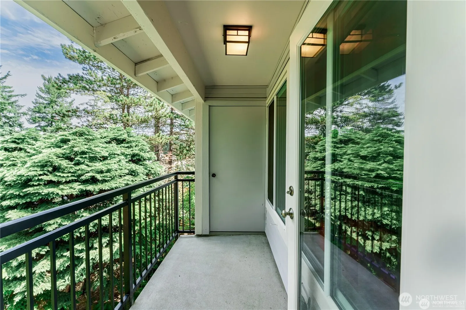 Property photo for 907 N 163rd Street #a32, Shoreline photo 5