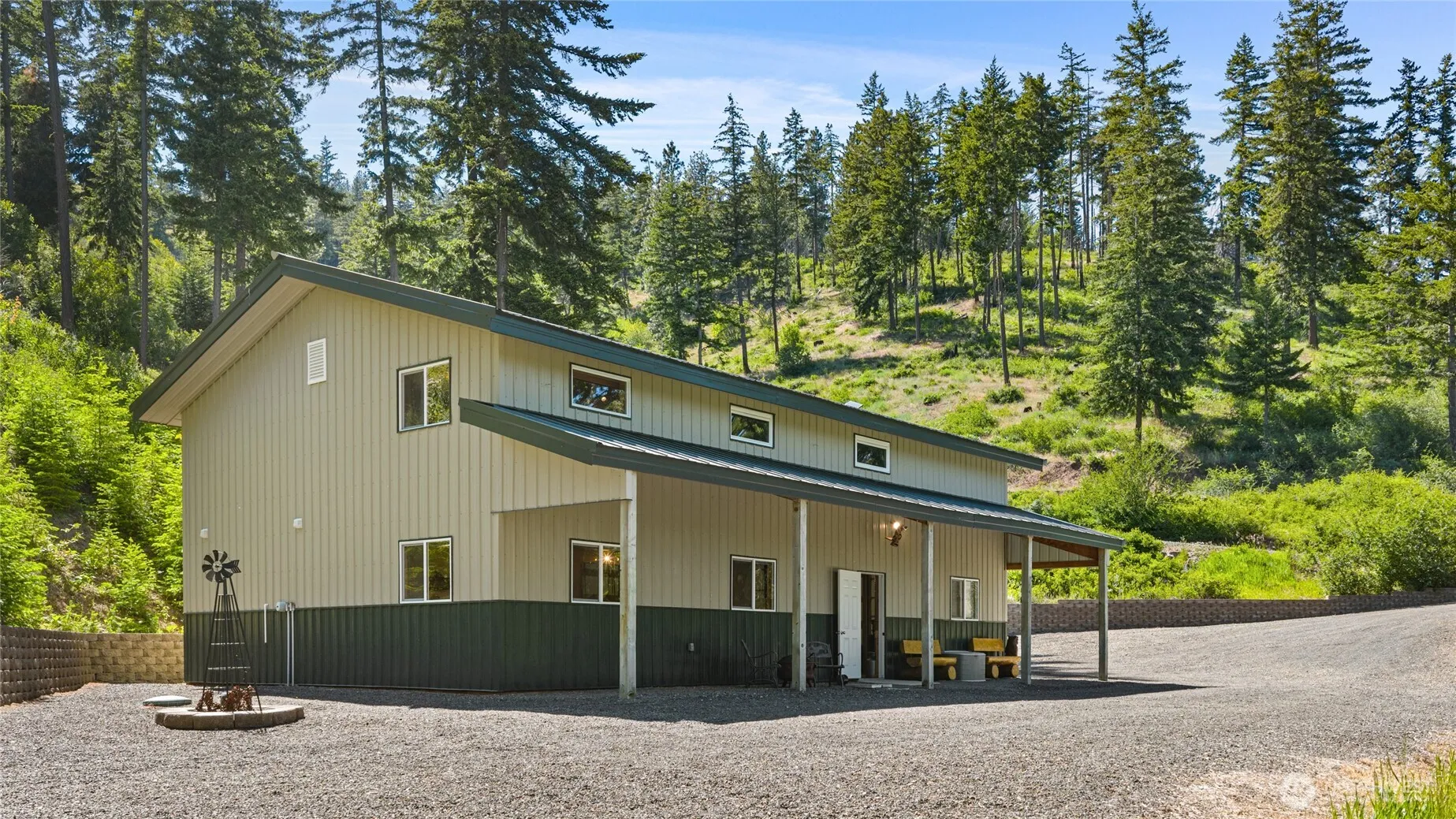 Property photo for 1321 Hazelnut Lane, Cle Elum photo 3