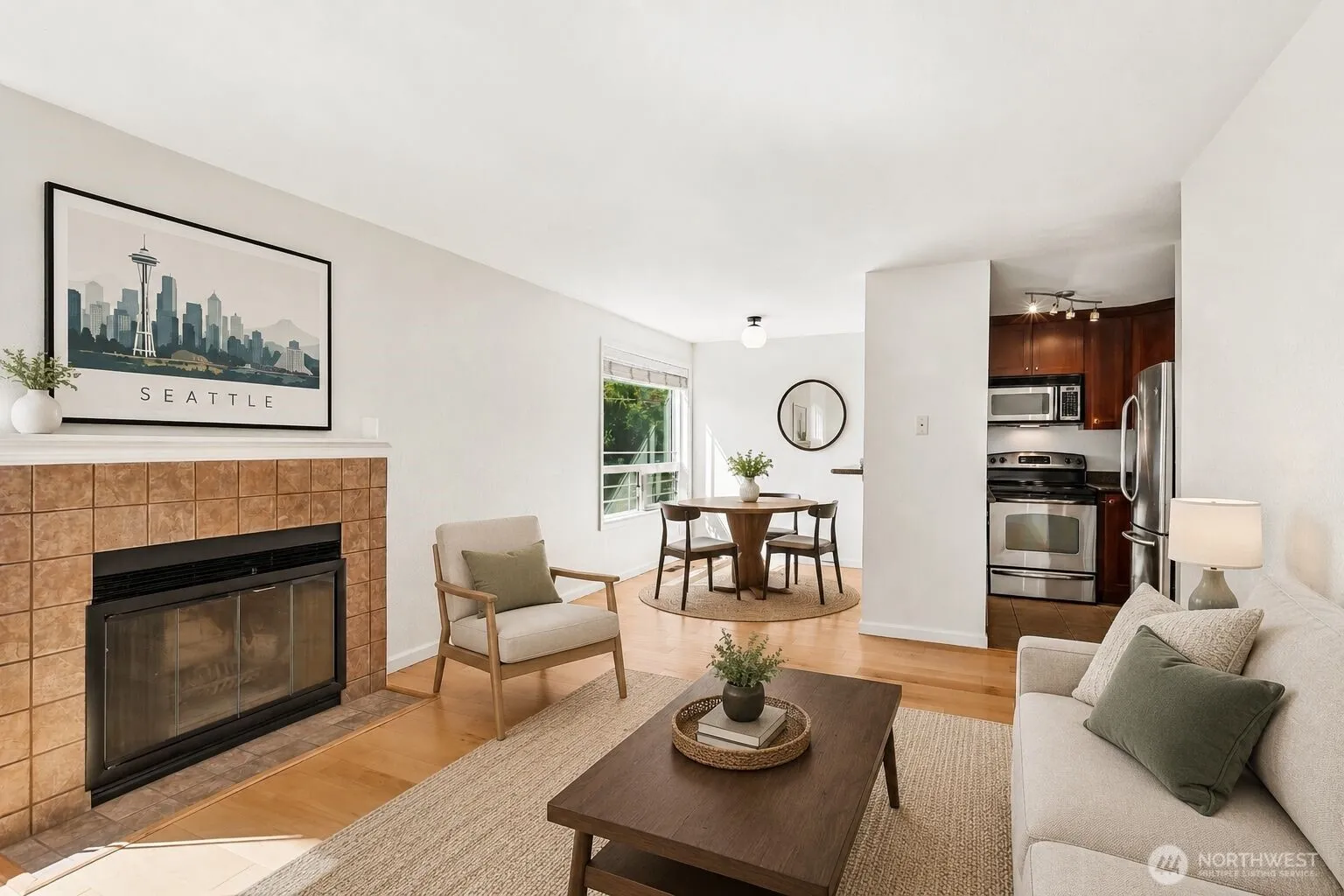 Property photo for 717 Nw 70th Street #203, Seattle photo 2