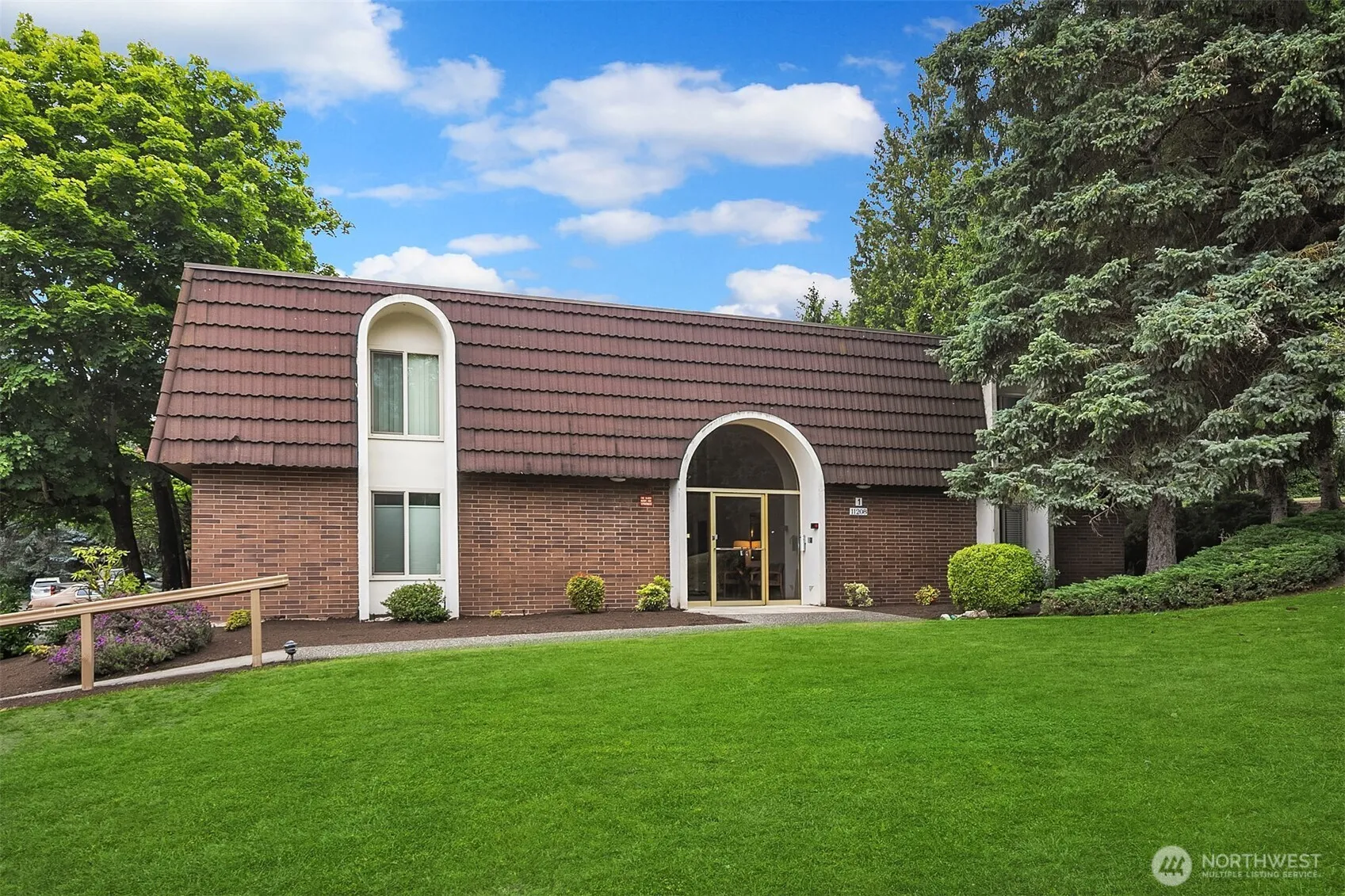 Property photo for 11208 Ne 68 Street #117, Kirkland