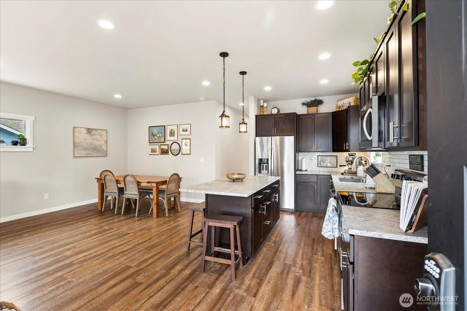 Property photo for 307 N Dunham Avenue, Arlington photo 3