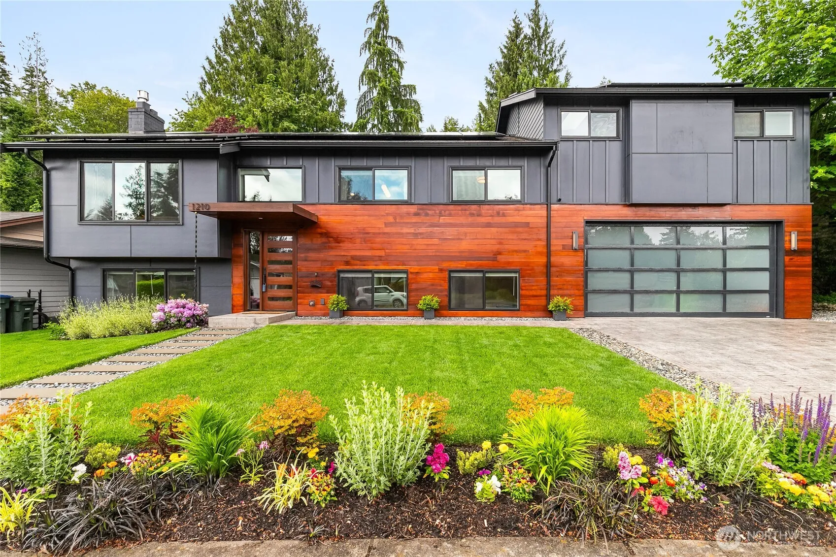 Property photo for 1210 Kenoyer Drive, Bellingham