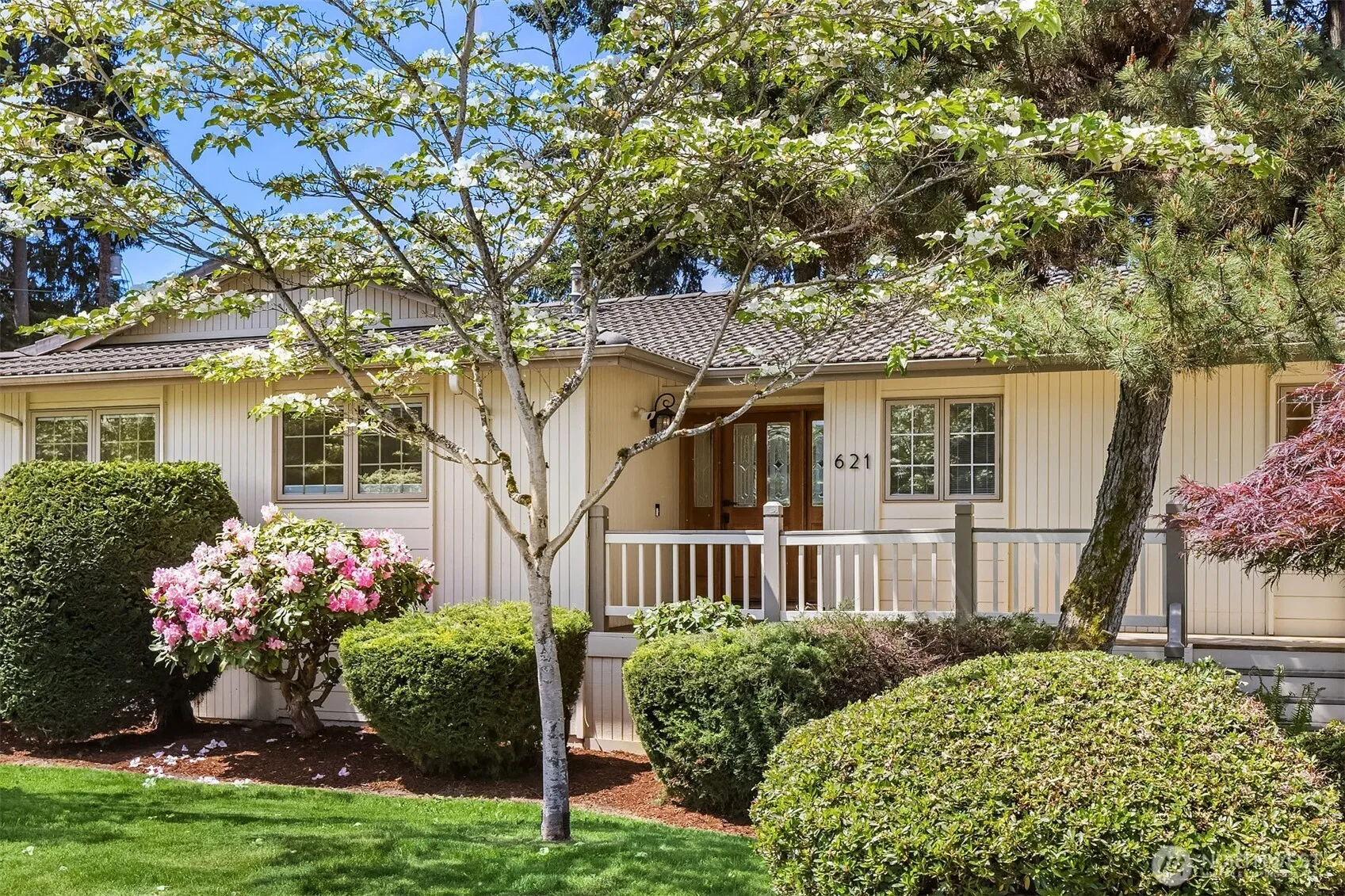 Property photo for 621 128th Avenue Se, Bellevue