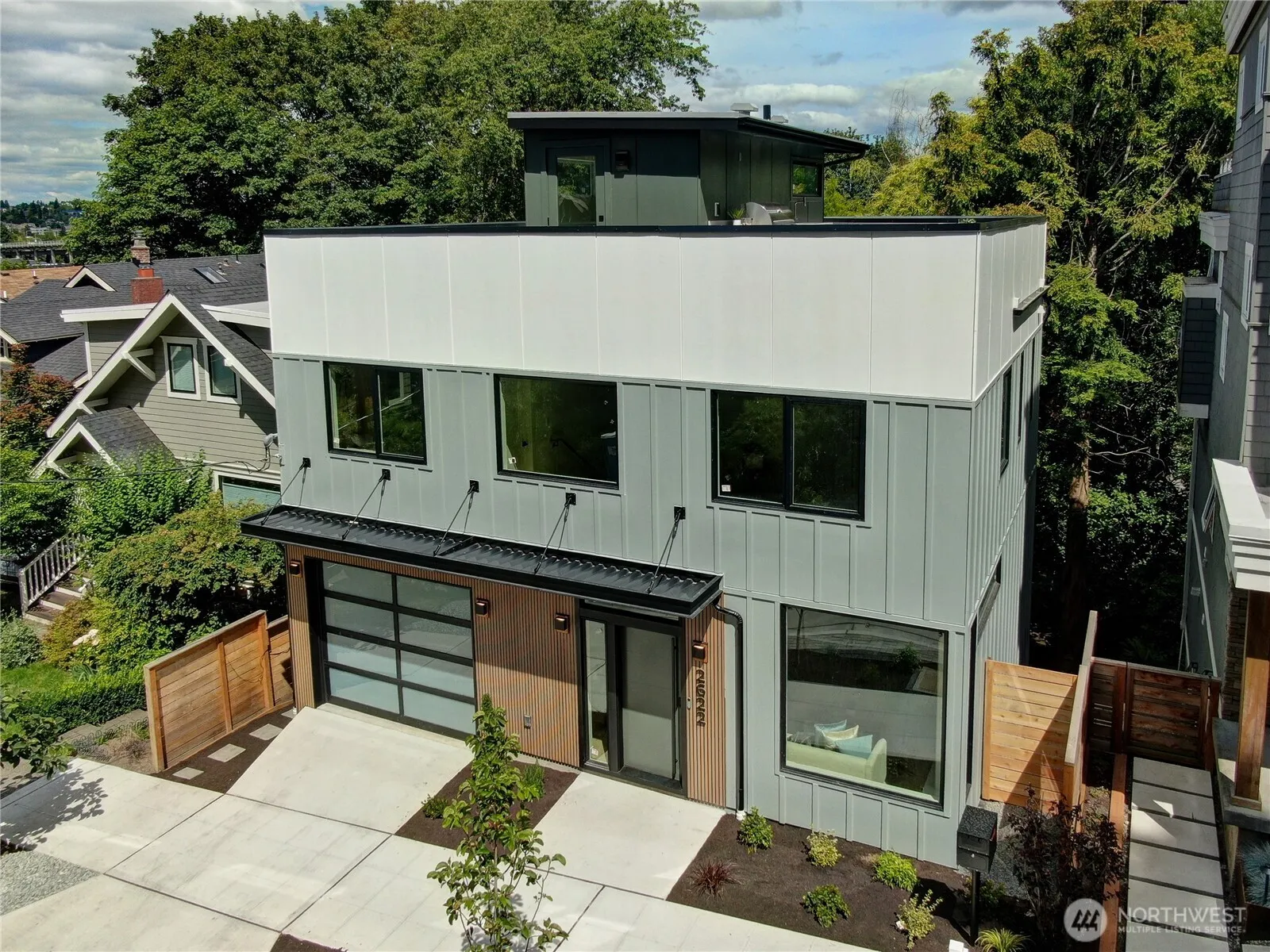 Property photo for 2622 Mayfair Avenue N, Seattle