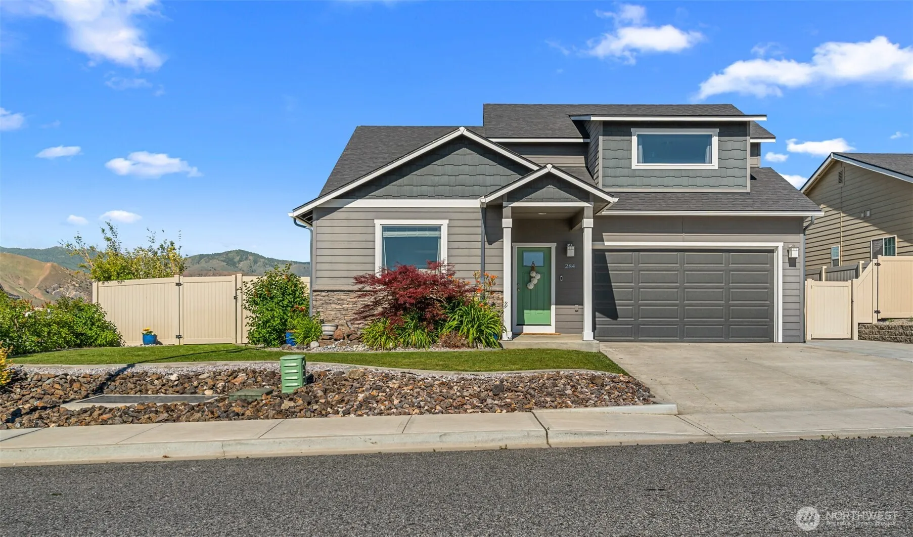 Property photo for 284 S Nevada Avenue, East Wenatchee