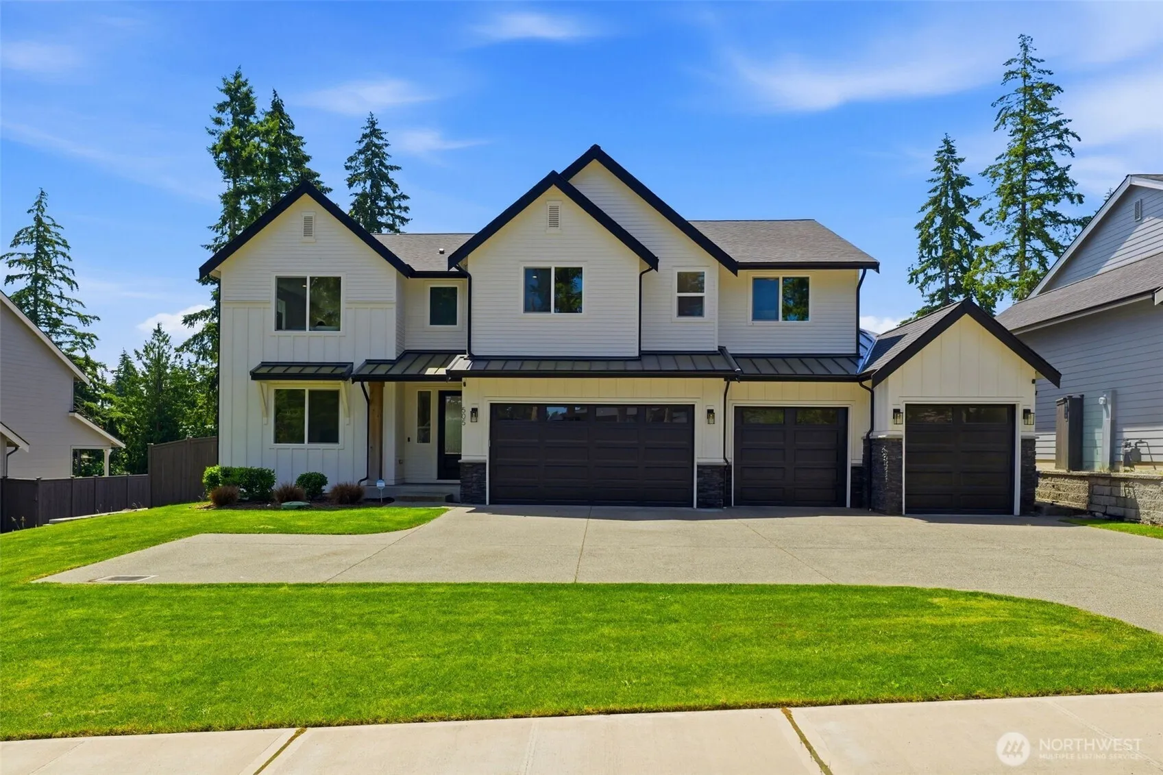 Property photo for 505 Sw 366th Street, Federal Way photo 2