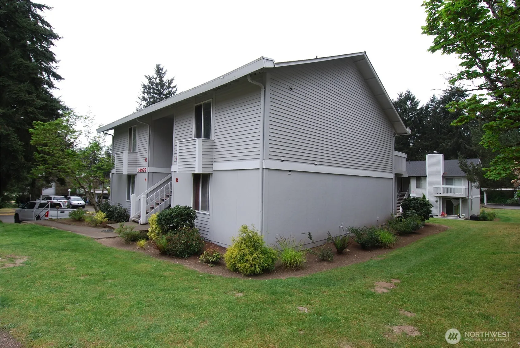 Property photo for 34025 1st Place S, Federal Way photo 3