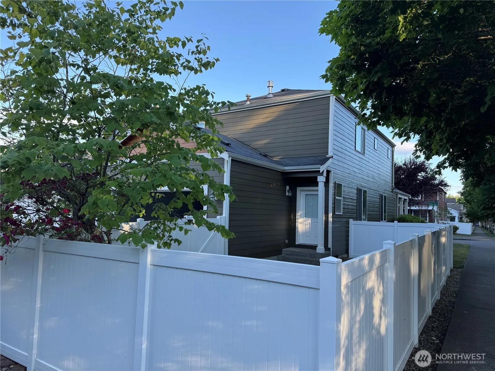 Property photo for 7508 Kodiak Avenue Ne, Lacey photo 4