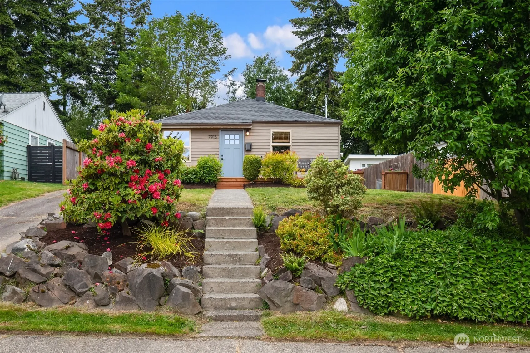 Property photo for 7915 18th Avenue Sw, Seattle