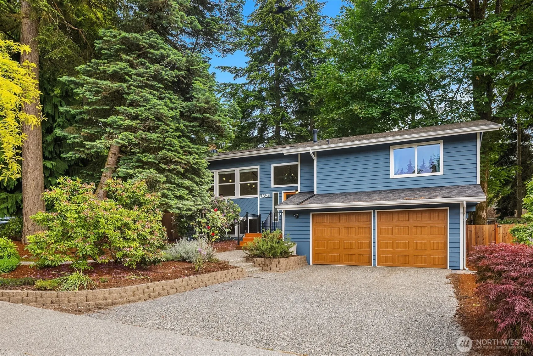 Property photo for 11821 Se 67th Place, Bellevue