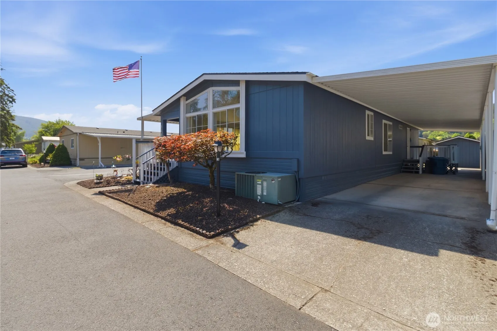 Property photo for 318 Peacock Lane, Kelso
