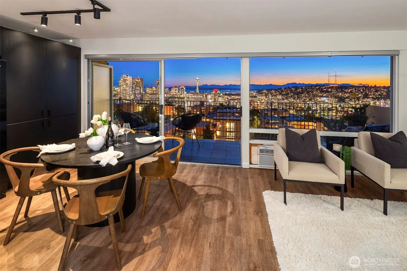 Property photo for 505 Belmont Avenue E #801, Seattle