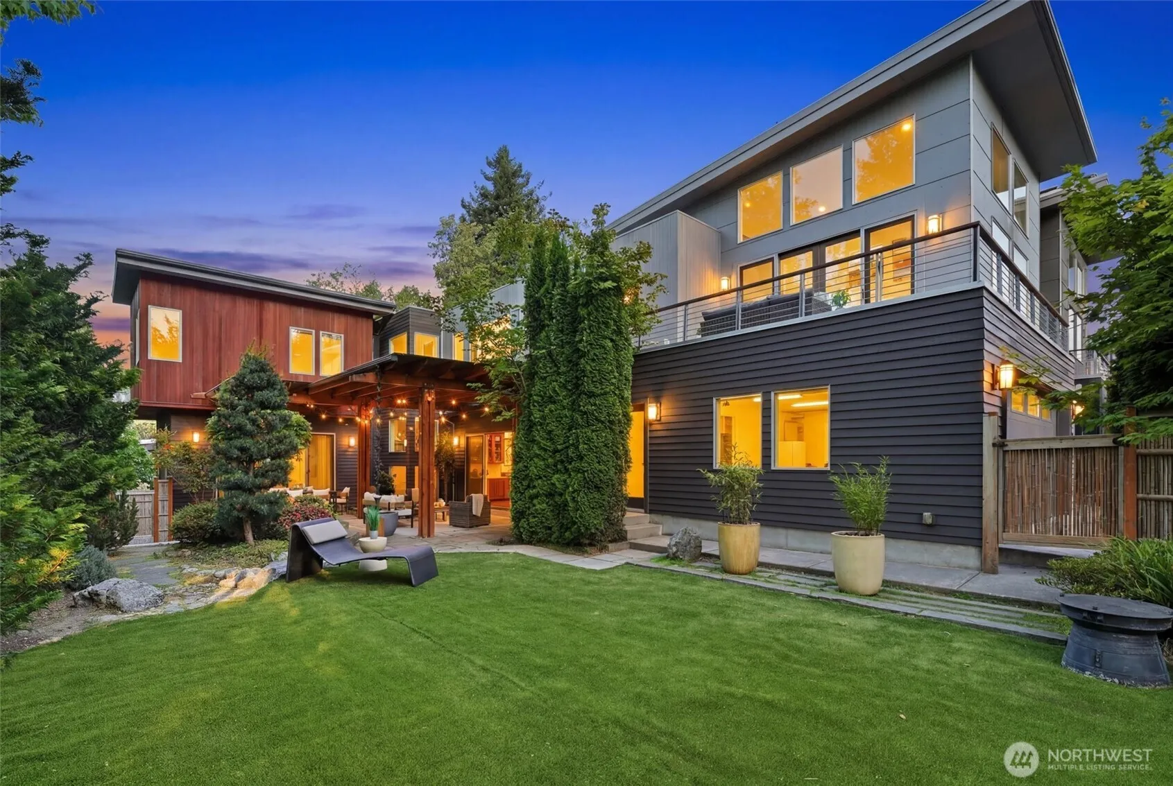 Property photo for 1533 38th Avenue E, Seattle