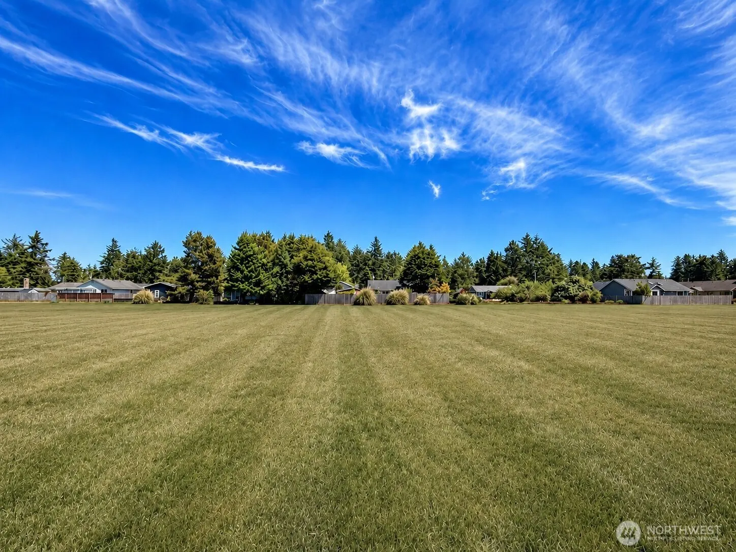 Property photo for 214 Canal Drive Ne, Ocean Shores photo 2