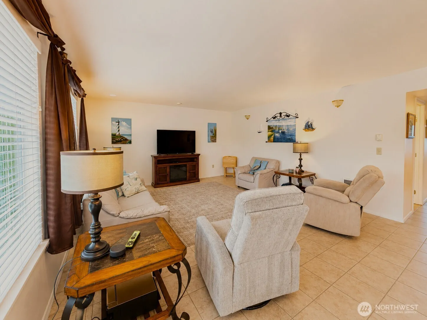 Property photo for 214 Canal Drive Ne, Ocean Shores photo 4