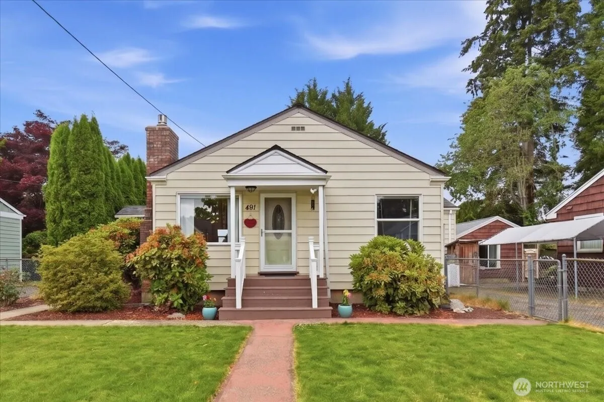 Property photo for 491 W Columbia Street, Monroe