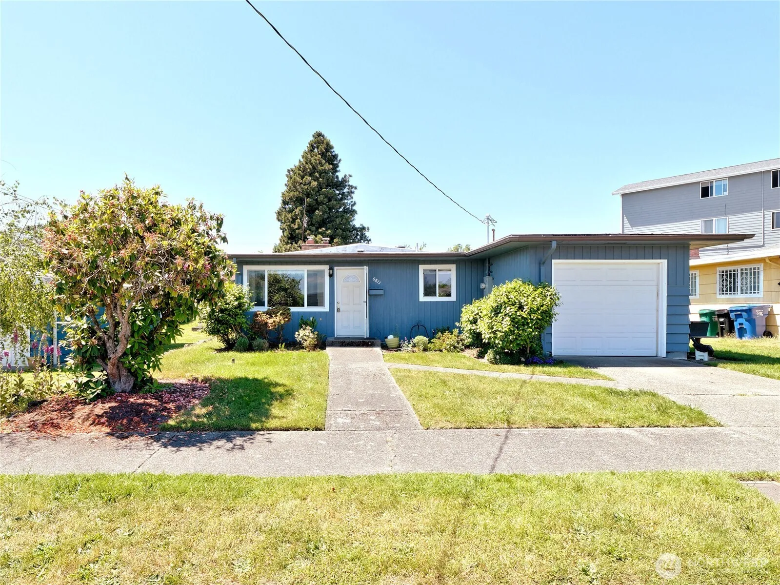 Property photo for 6811 27th Avenue S, Seattle