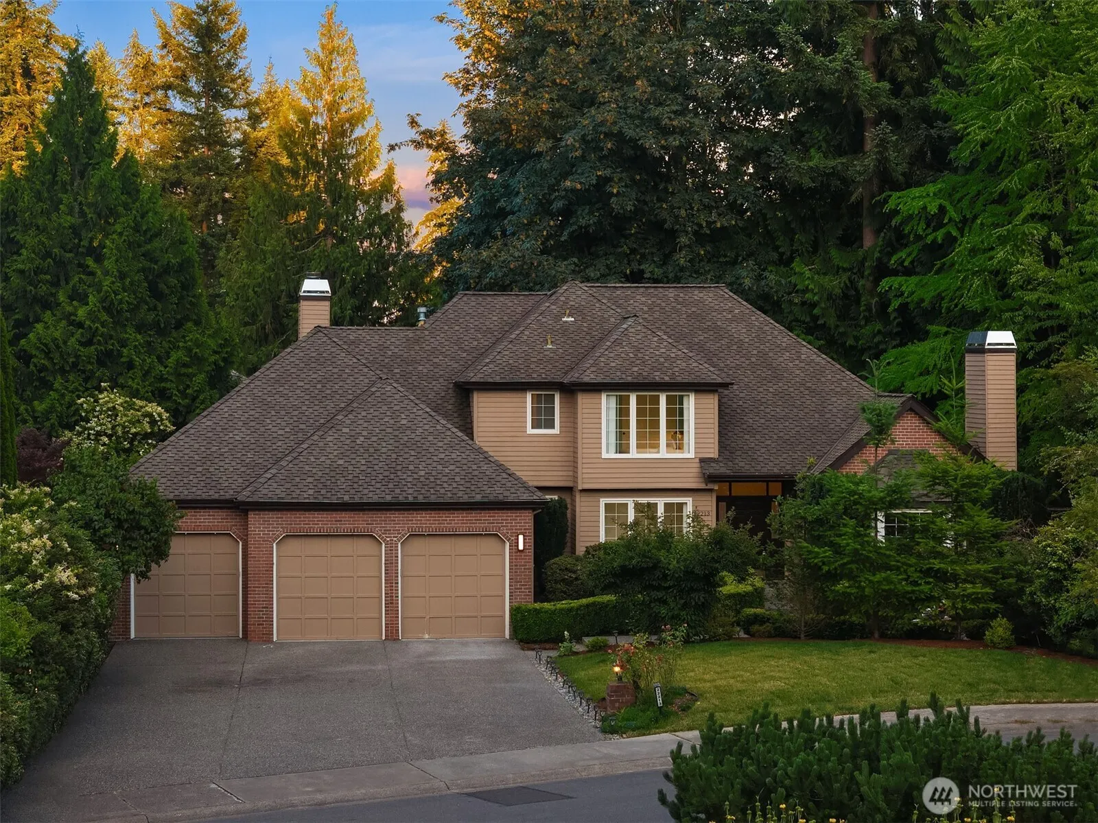 Property photo for 22213 Ne 31st Street, Sammamish photo 2