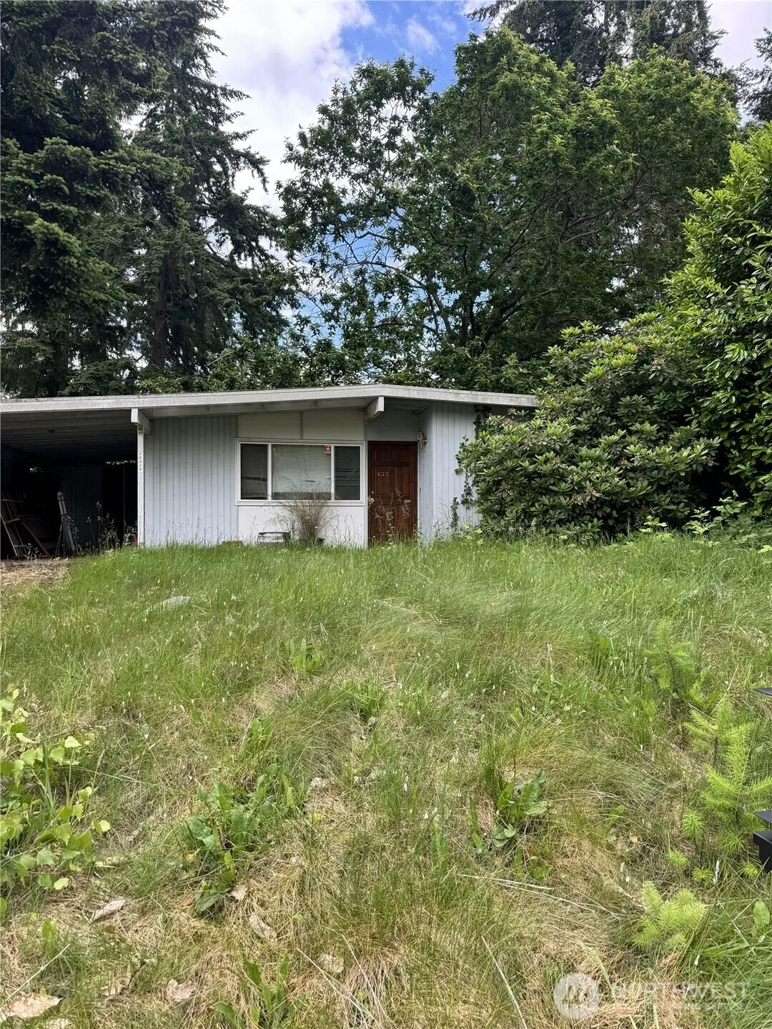 Property photo for 16519 Ne 16th Place, Bellevue