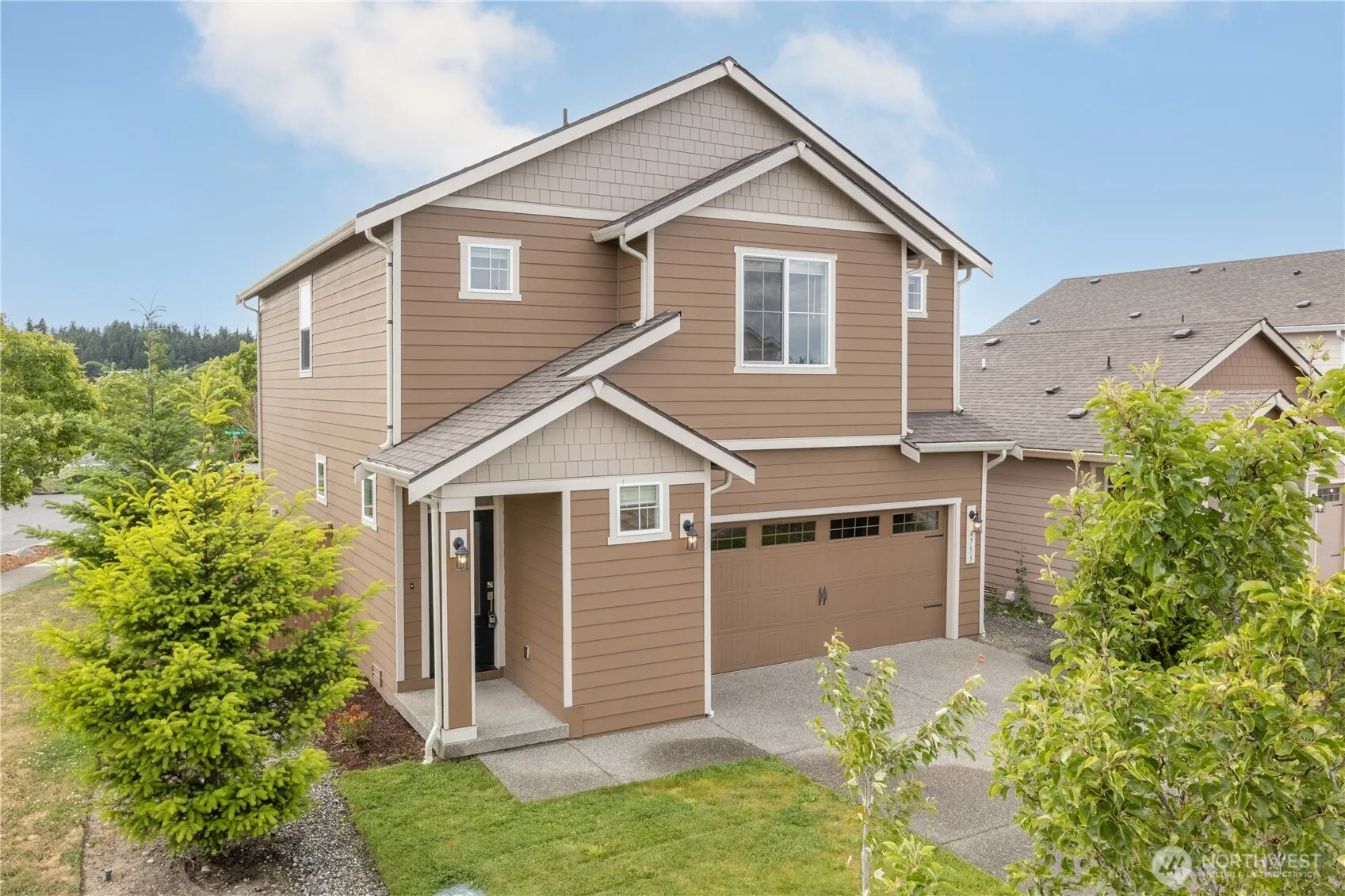 Property photo for 4753 Driftwood Street, Bremerton photo 2