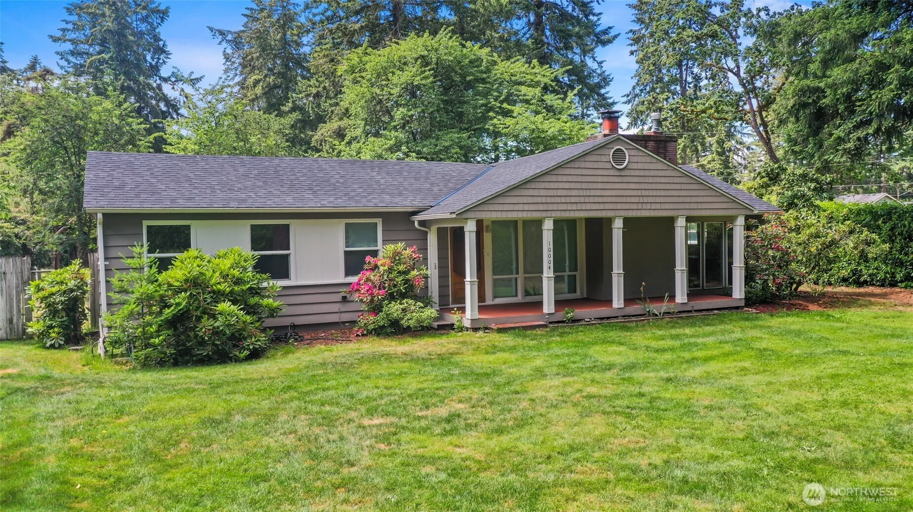 Property photo for 10004 Lake Steilacoom Drive Sw, Lakewood