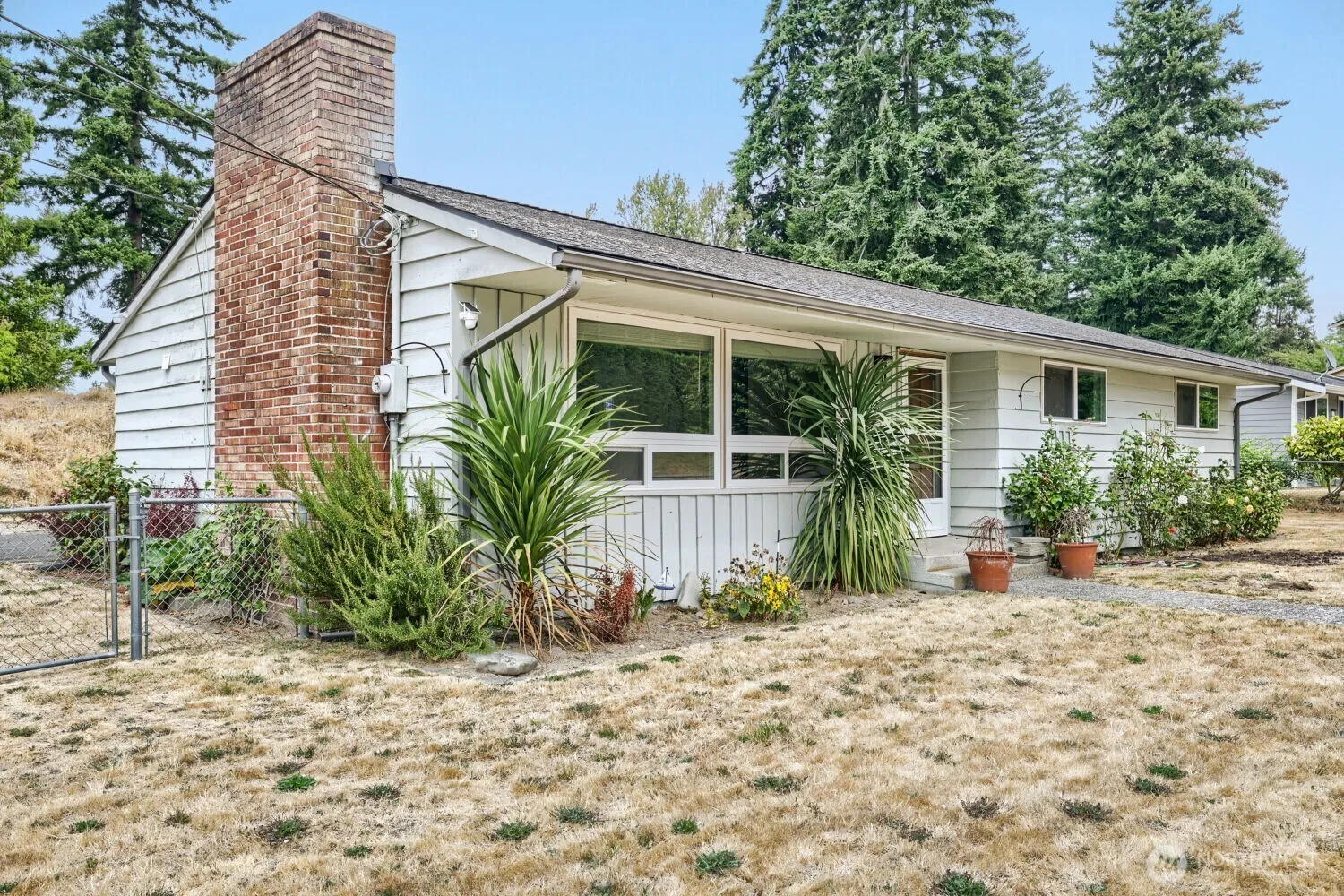 Property photo for 7525 200th St Sw, Lynnwood