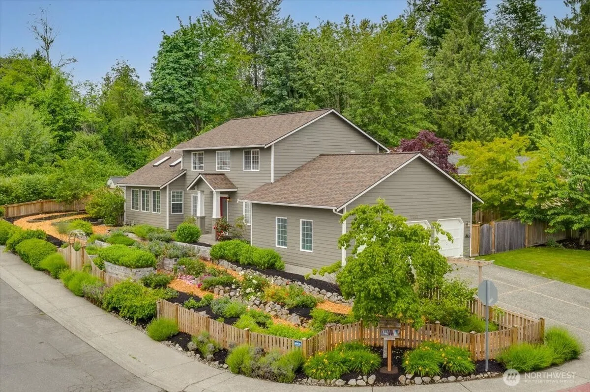 Property photo for 2502 112th Drive Ne, Lake Stevens