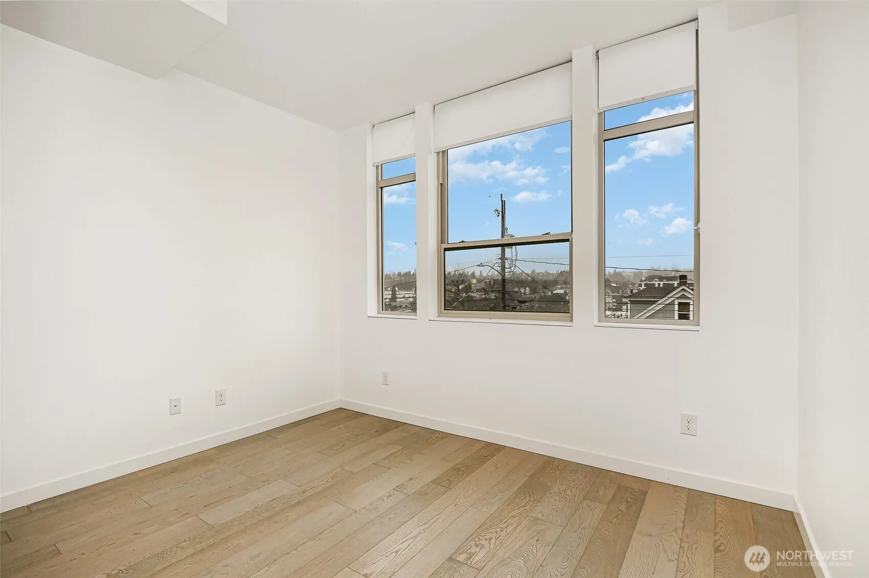 Property photo for 1713 19th Avenue S, Seattle photo 5