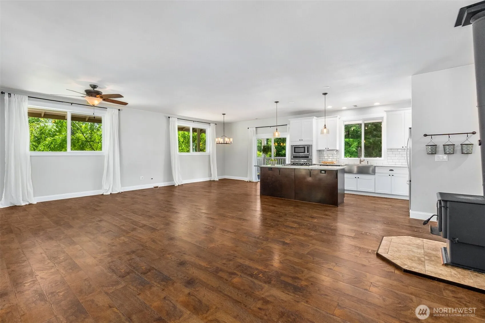 Property photo for 17718 Mulqueen Road Se, Rainier photo 3