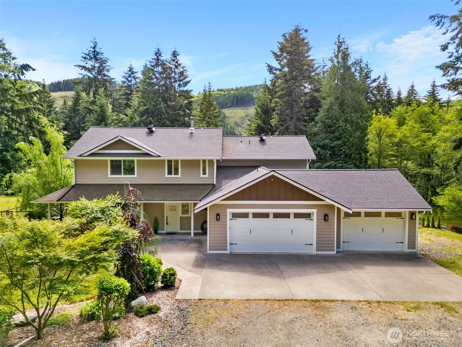 Property photo for 17718 Mulqueen Road Se, Rainier