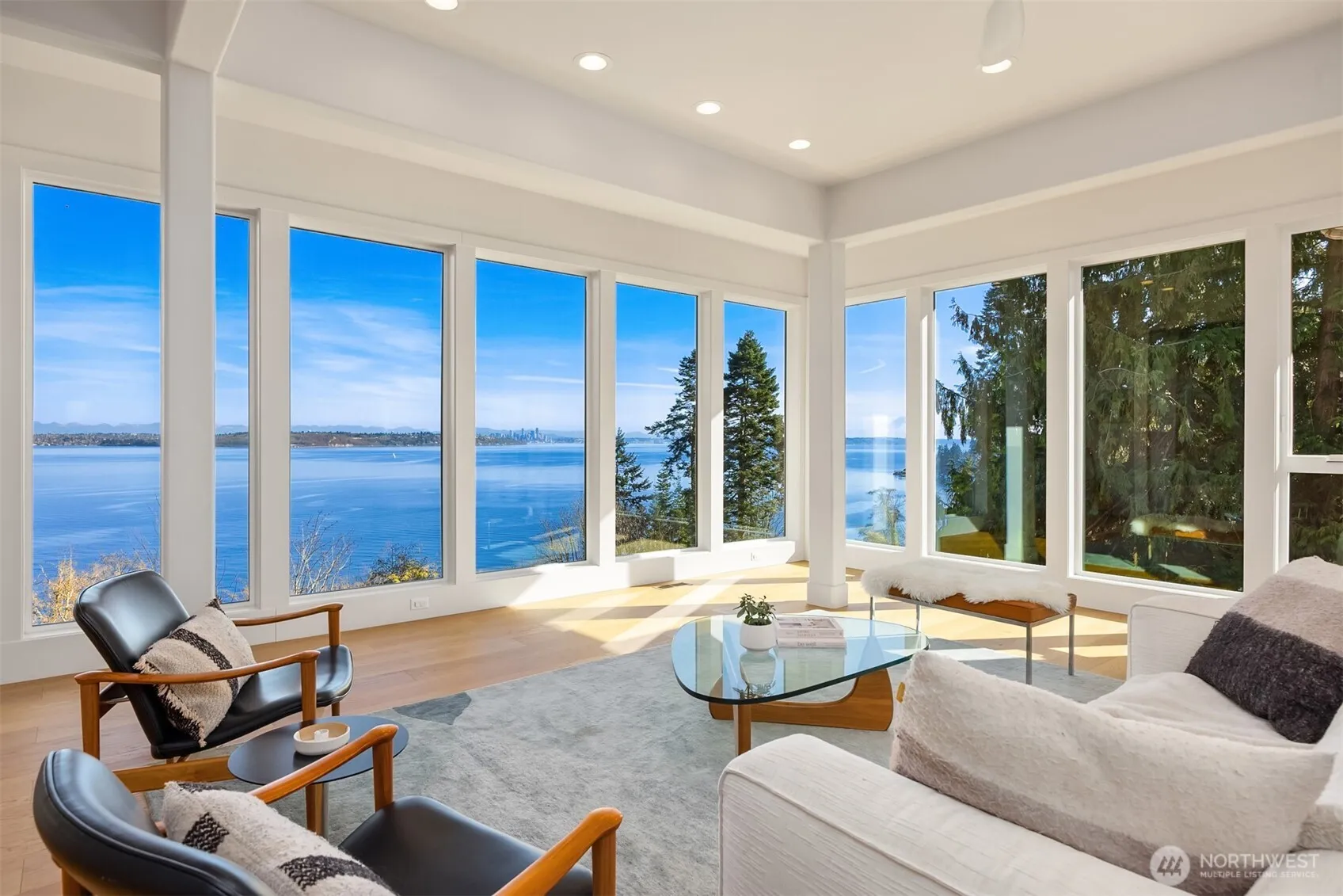 Property photo for 12168 Sunrise Drive Ne, Bainbridge Island
