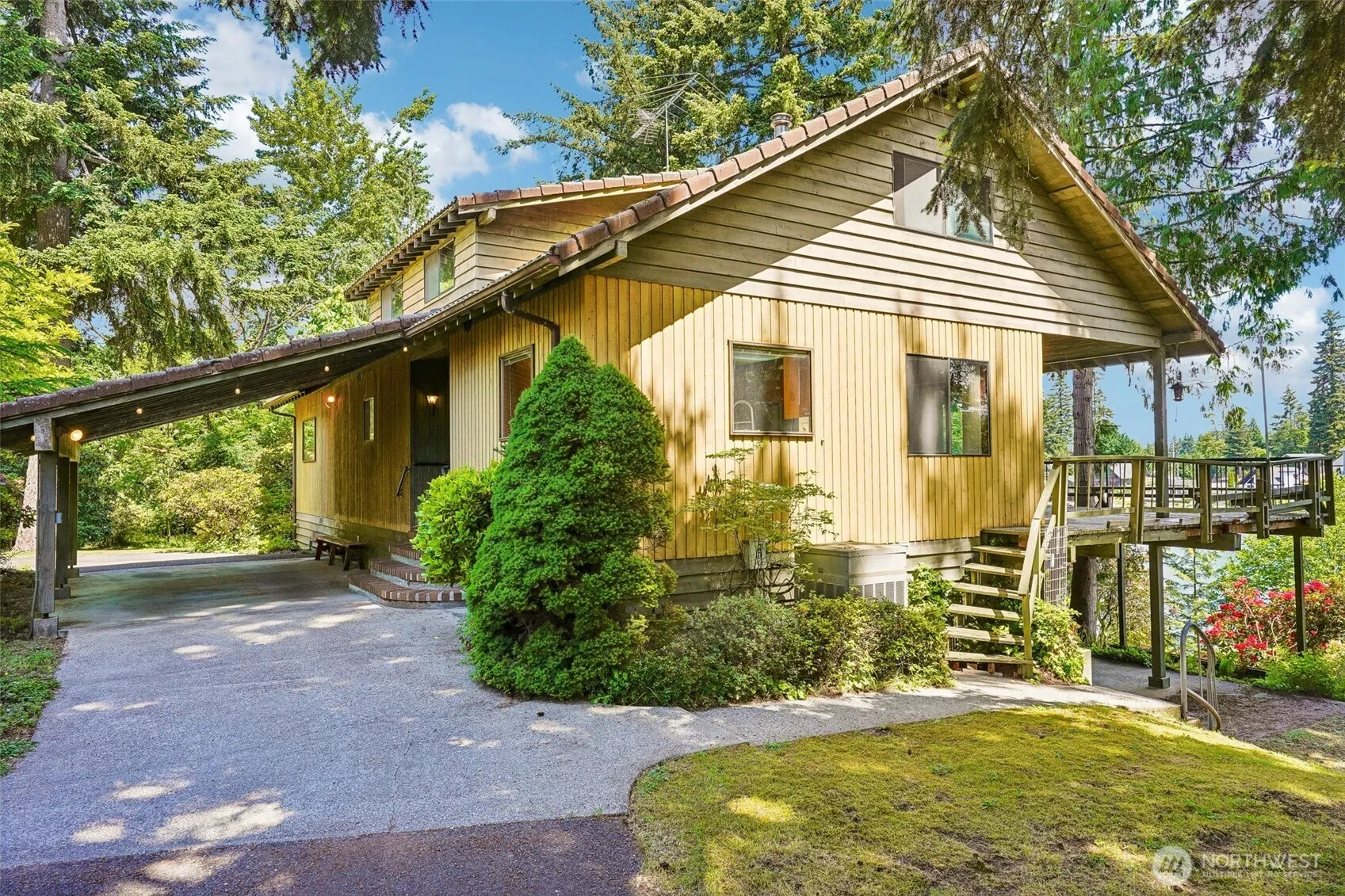 Property photo for 21417 Snag Island Drive E, Lake Tapps photo 4