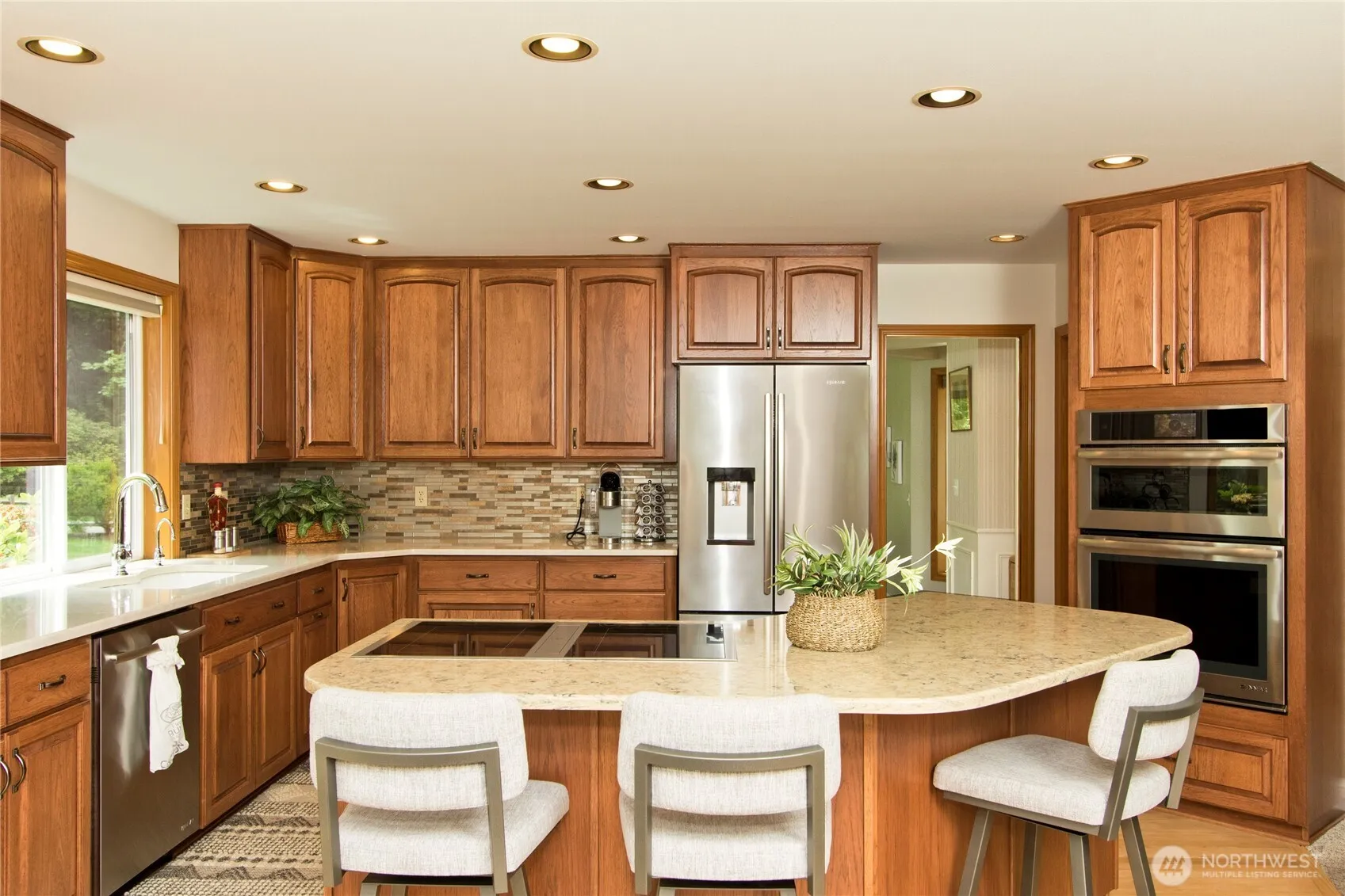 Property photo for 22424 243rd Place Se, Maple Valley photo 5