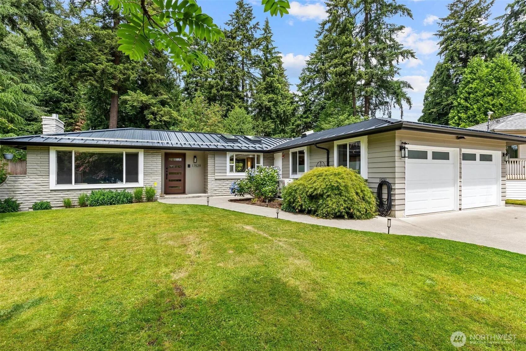 Property photo for 98011 17529 93rd Avenue Ne, Bothell