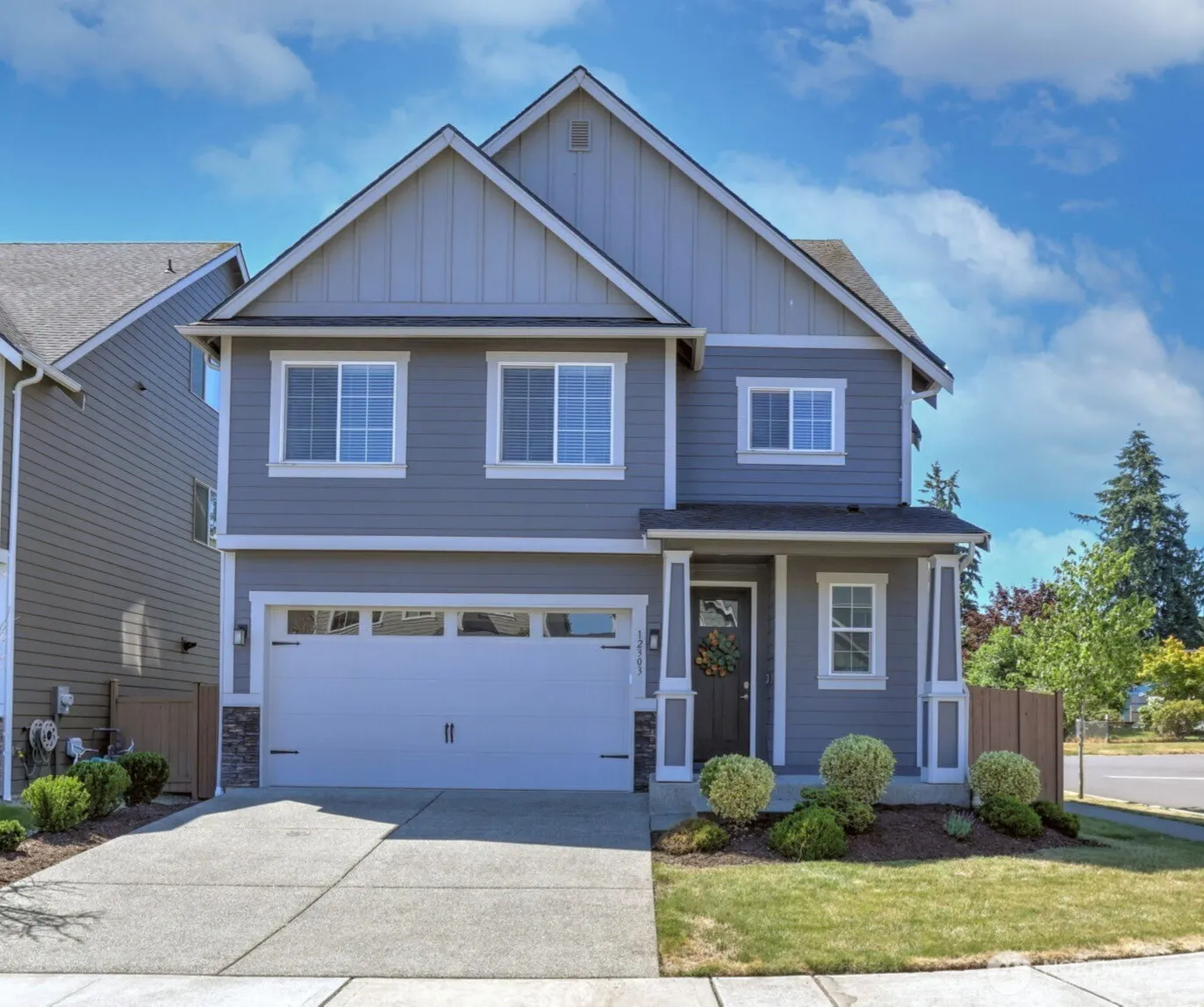 Property photo for 12303 Se 271st Place, Kent