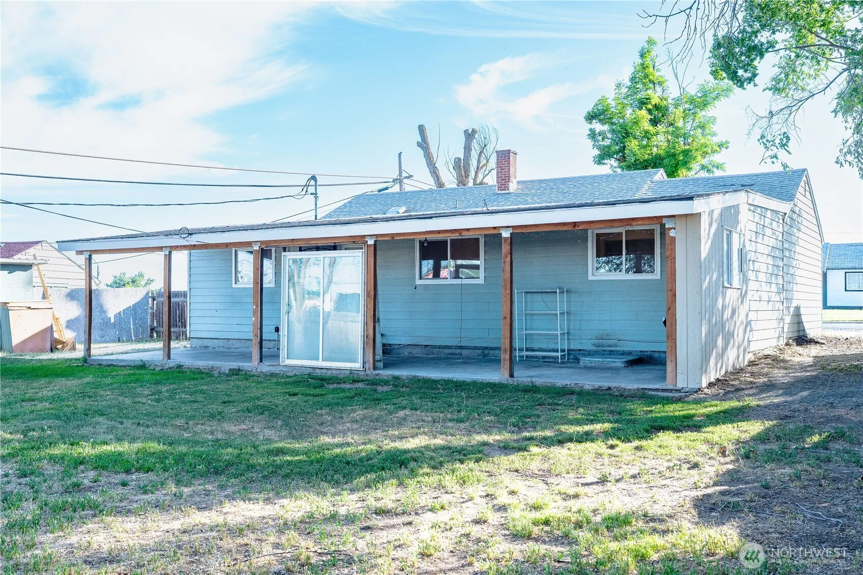 Property photo for 112 W Loop Drive, Moses Lake photo 3