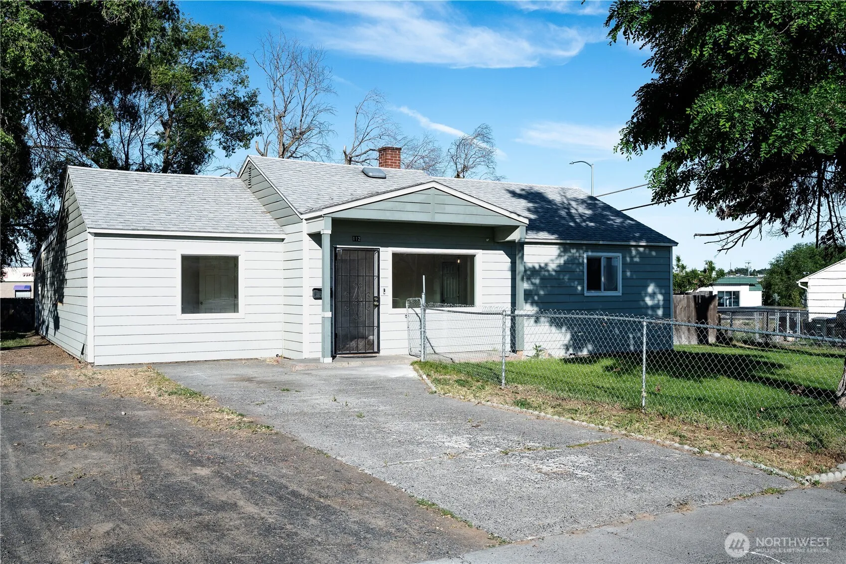 Property photo for 112 W Loop Drive, Moses Lake