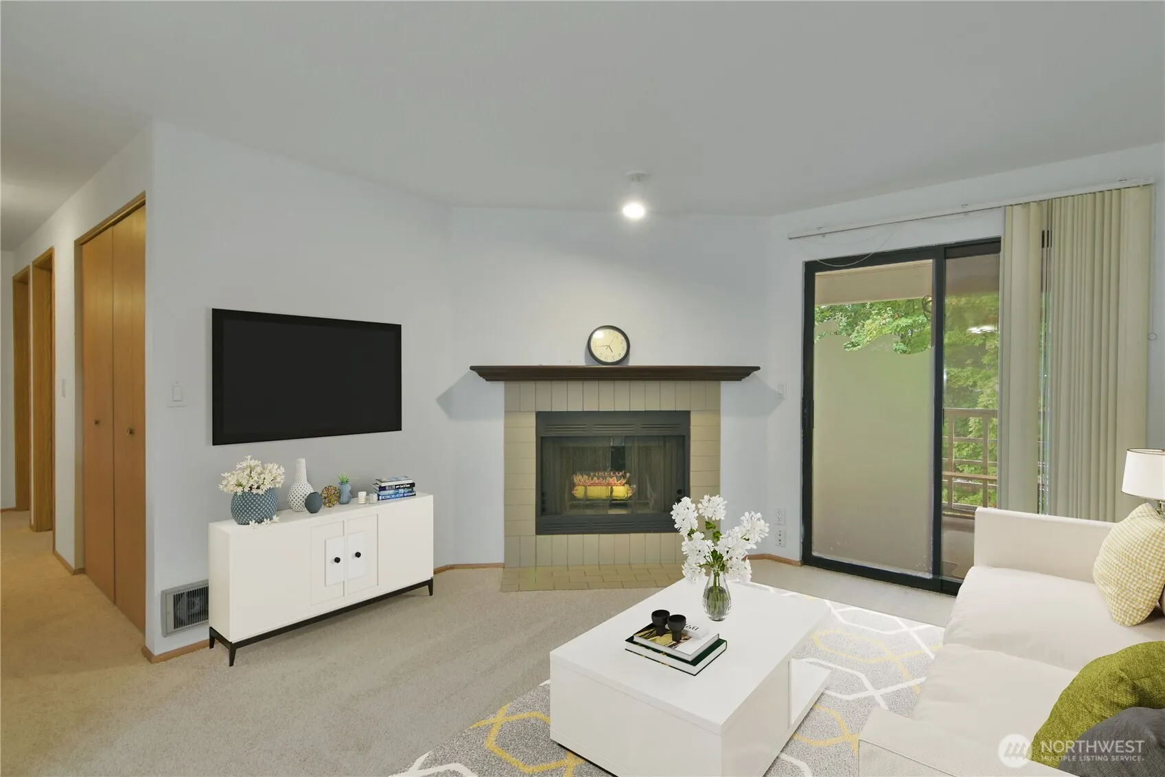 Property photo for 700 N 160th Street #a314, Shoreline photo 2