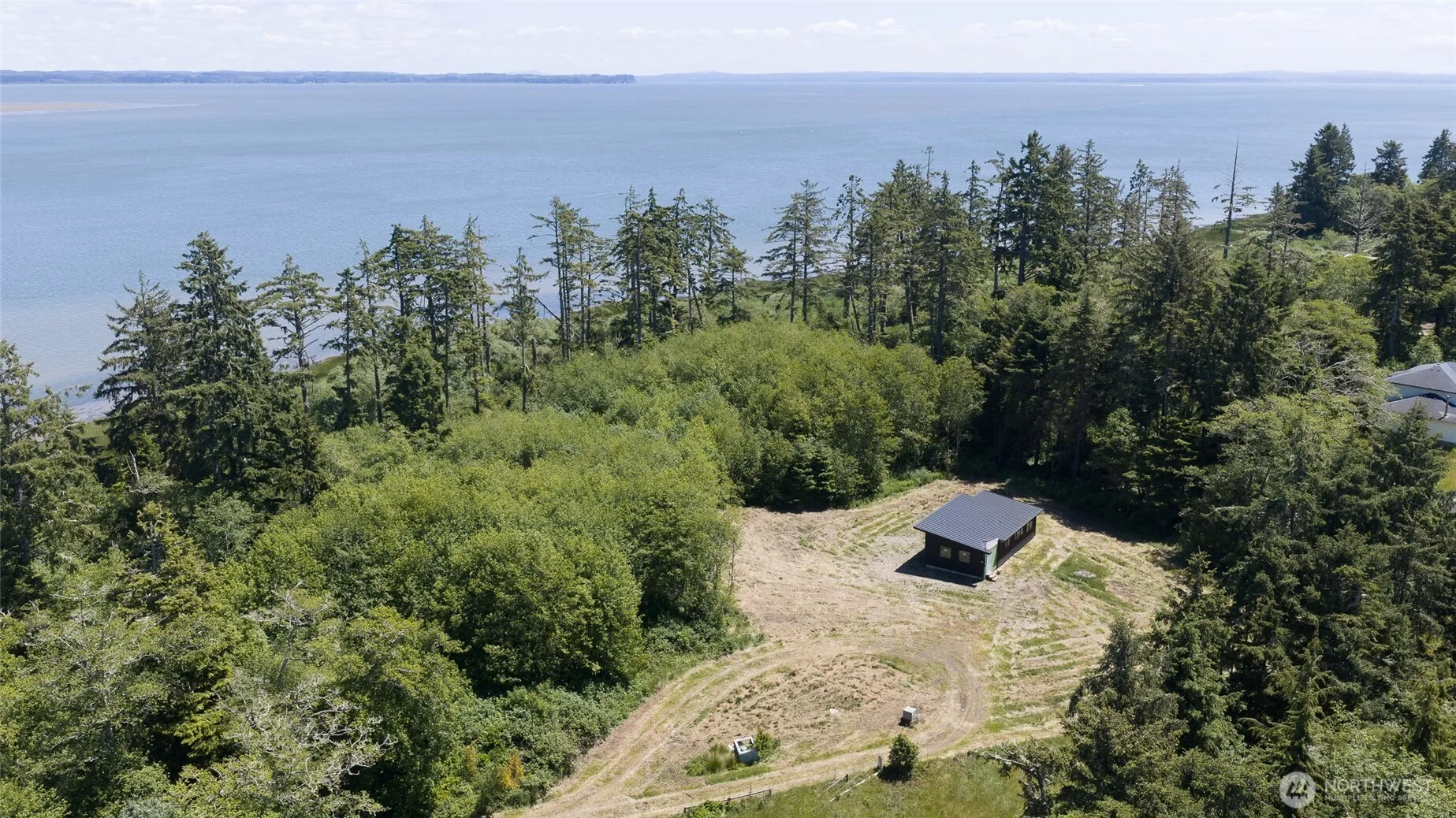 Property photo for 125 Damon Road, Hoquiam photo 2