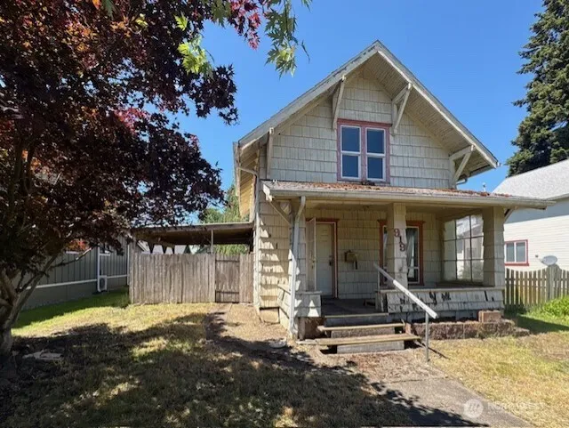Property photo for 919 E Street, Centralia
