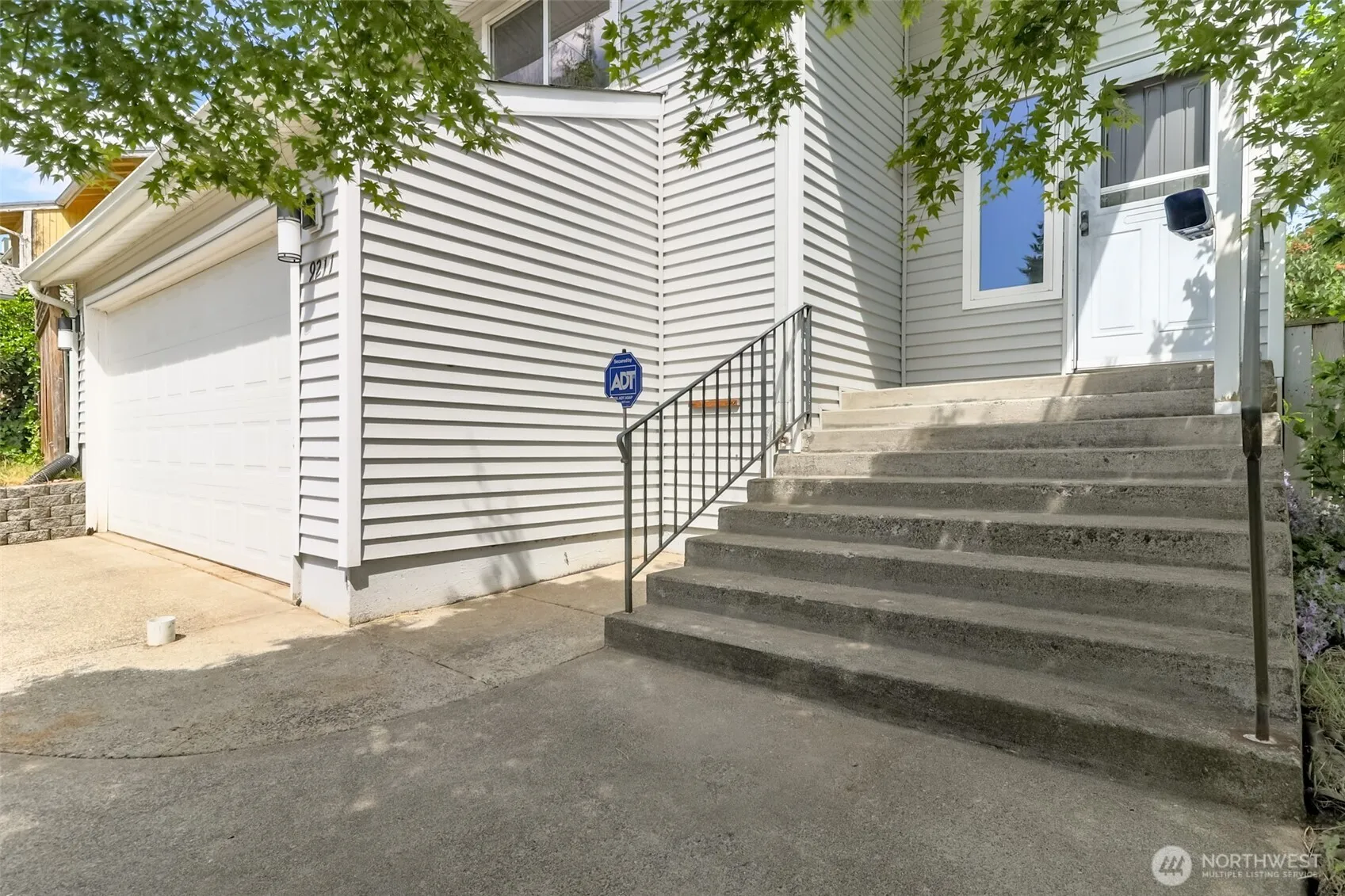 Property photo for 9211 S J Street, Tacoma photo 2
