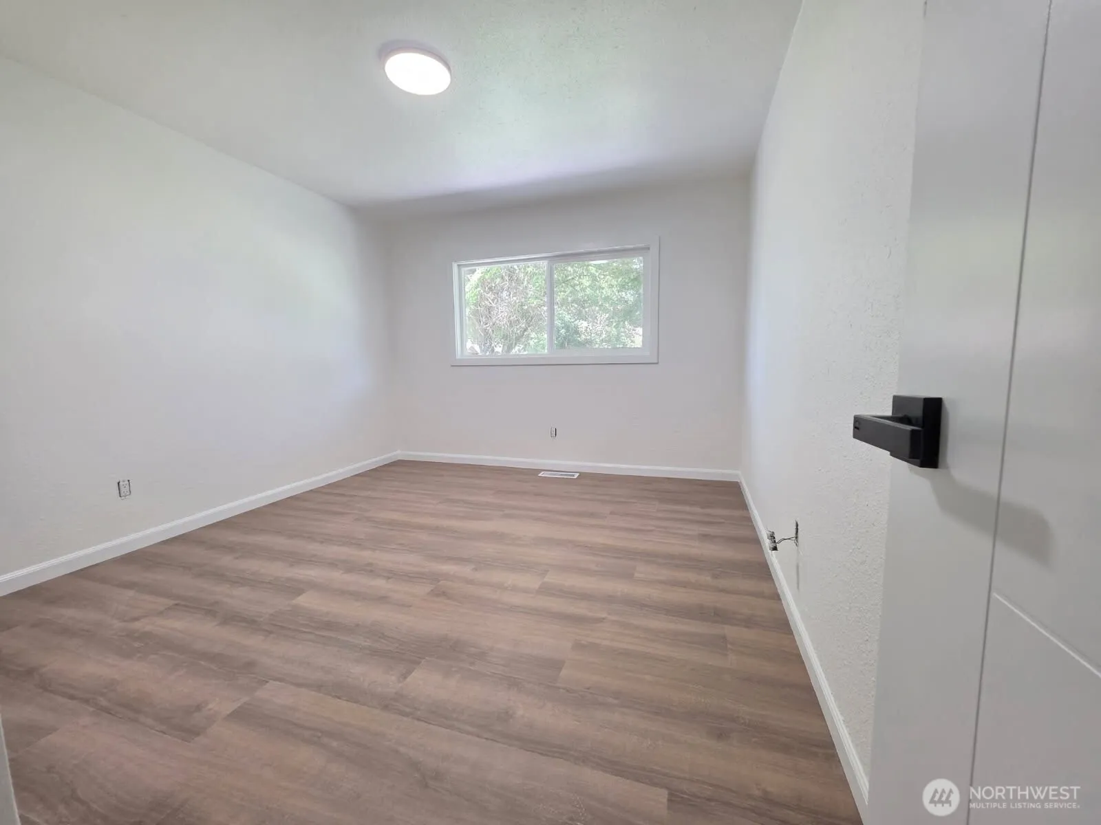 Property photo for 17843 110th Avenue Se, Renton photo 5
