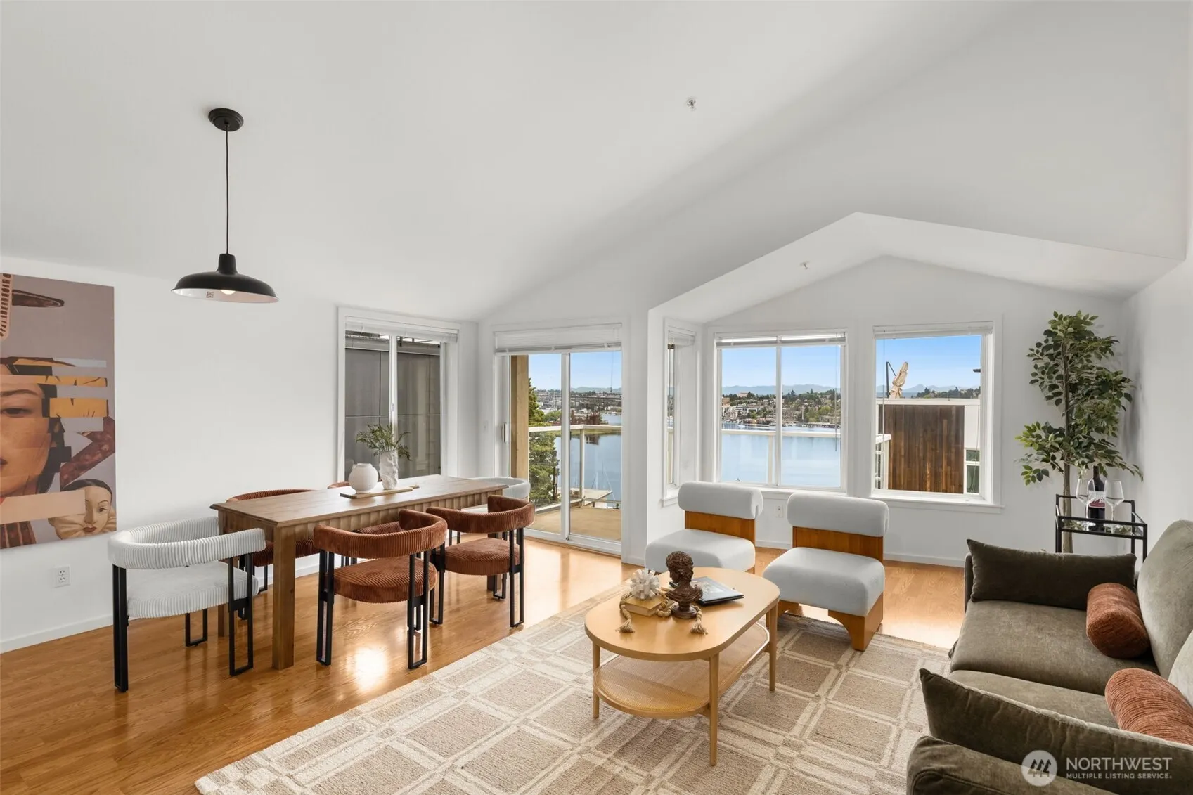 Property photo for 2432 Dexter Avenue N #300, Seattle