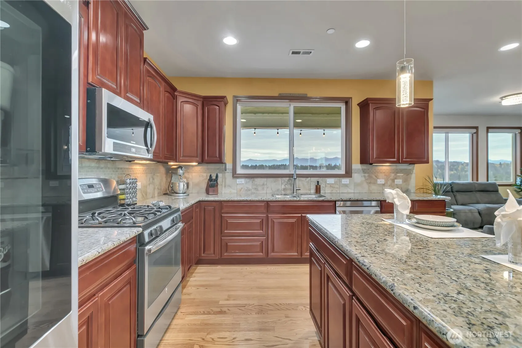 Property photo for 10908 177th Avenue Ct E, Bonney Lake photo 5