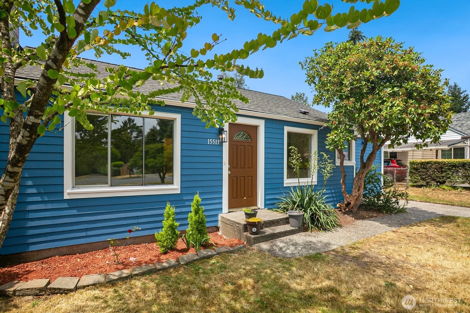 Property photo for 15513 8th Avenue Ne, Shoreline