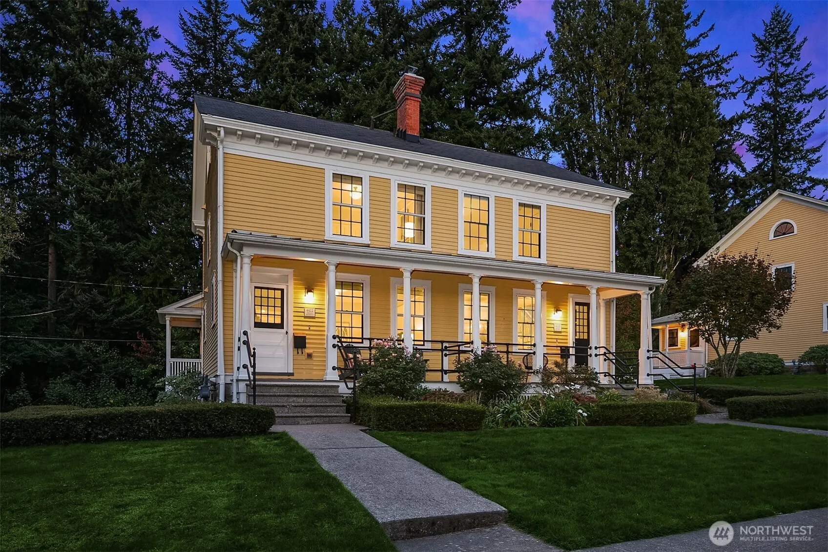Property photo for 4422 Montana Circle W, Seattle