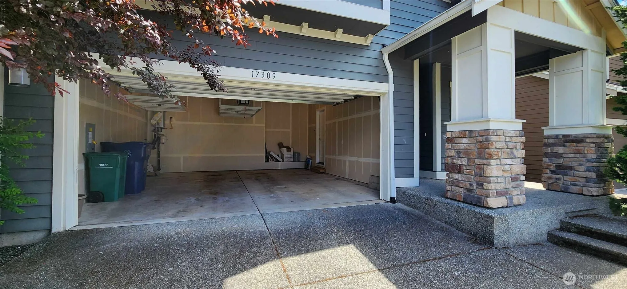 Property photo for 17309 40th Avenue Se, Bothell photo 3