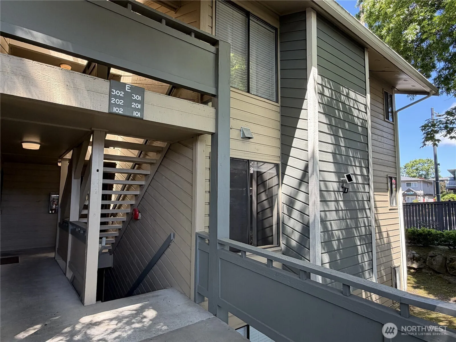 Property photo for 4800 200th Street Sw #e201, Lynnwood
