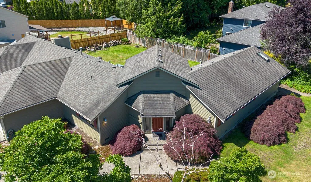 Property photo for 1504 227th Place Ne, Sammamish photo 2