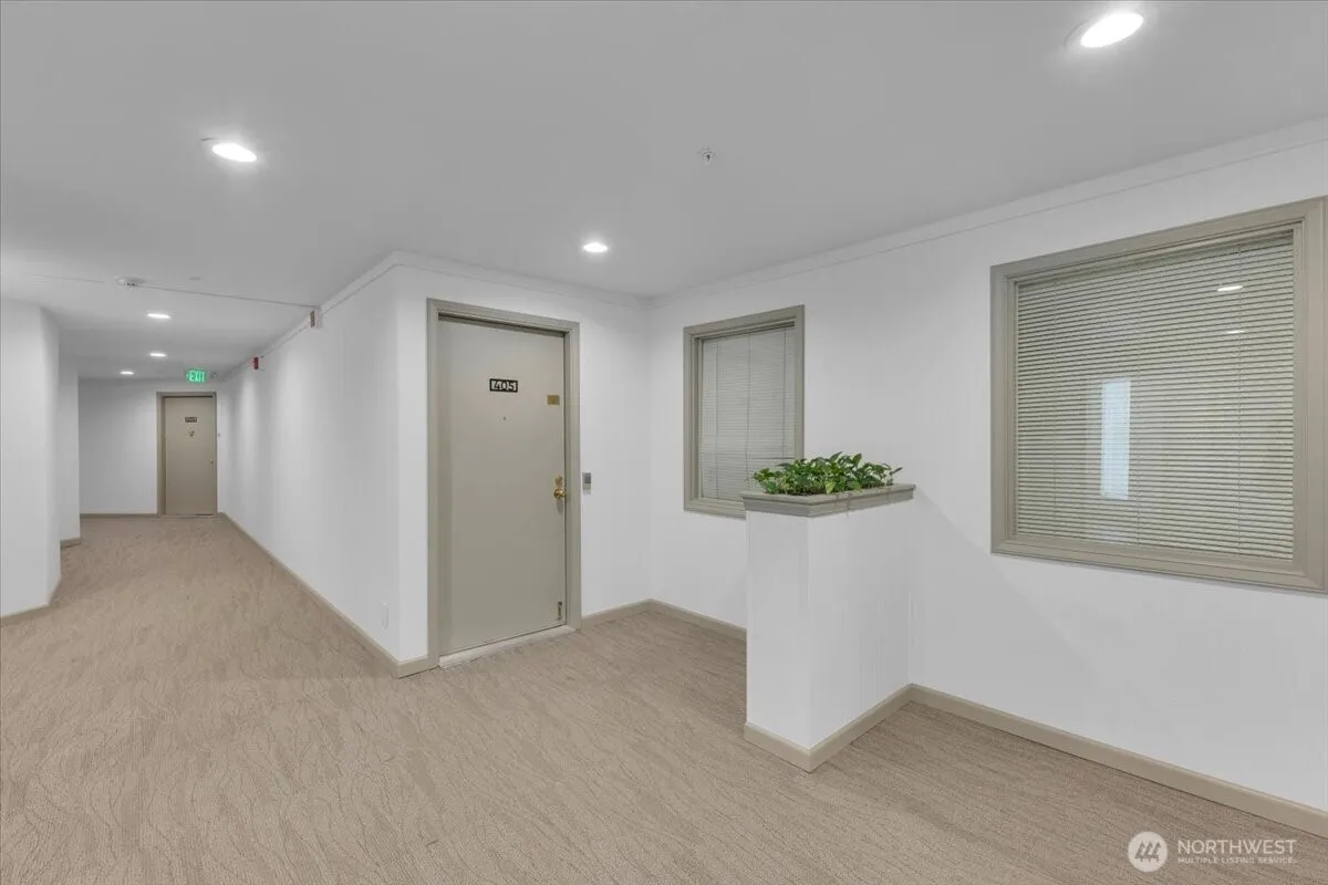 Property photo for 823 N 161st Place #405, Shoreline photo 2